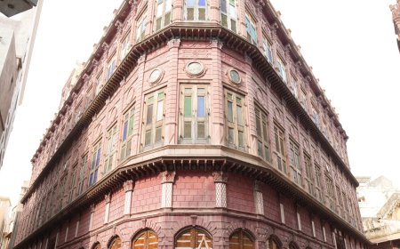 रामपुरिया हवेलियों के सामने  प्रातः योग साधकों ने अंतरराष्ट्रीय “योग प्रोटोकॉल”