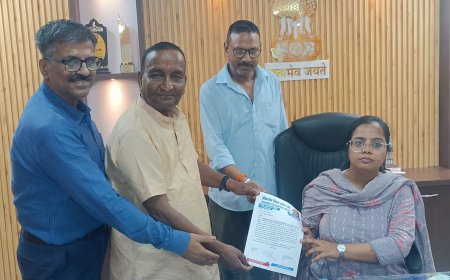 13 वर्षों से लटकी है फायर वर्क्स मार्केट की फाइल, पटाखा कारोबार संकट में............