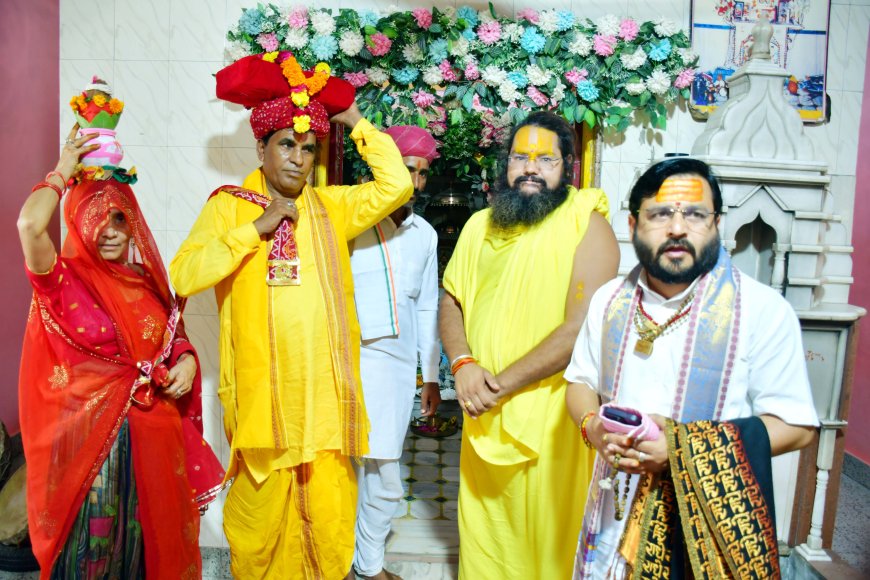 सात दिवसीय श्रीमद्भागवत कथा ज्ञान यज्ञ का शुभारम्भ, संत-महात्माओं की निकली सवारी