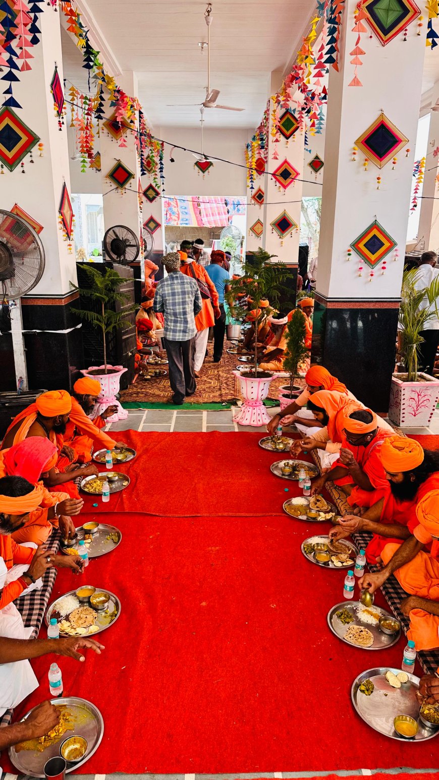 संस्कारों के बिना जीवन का कोई मोल नहीं : धर्मेश महाराज